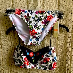 Women’s 2 piece swimwear